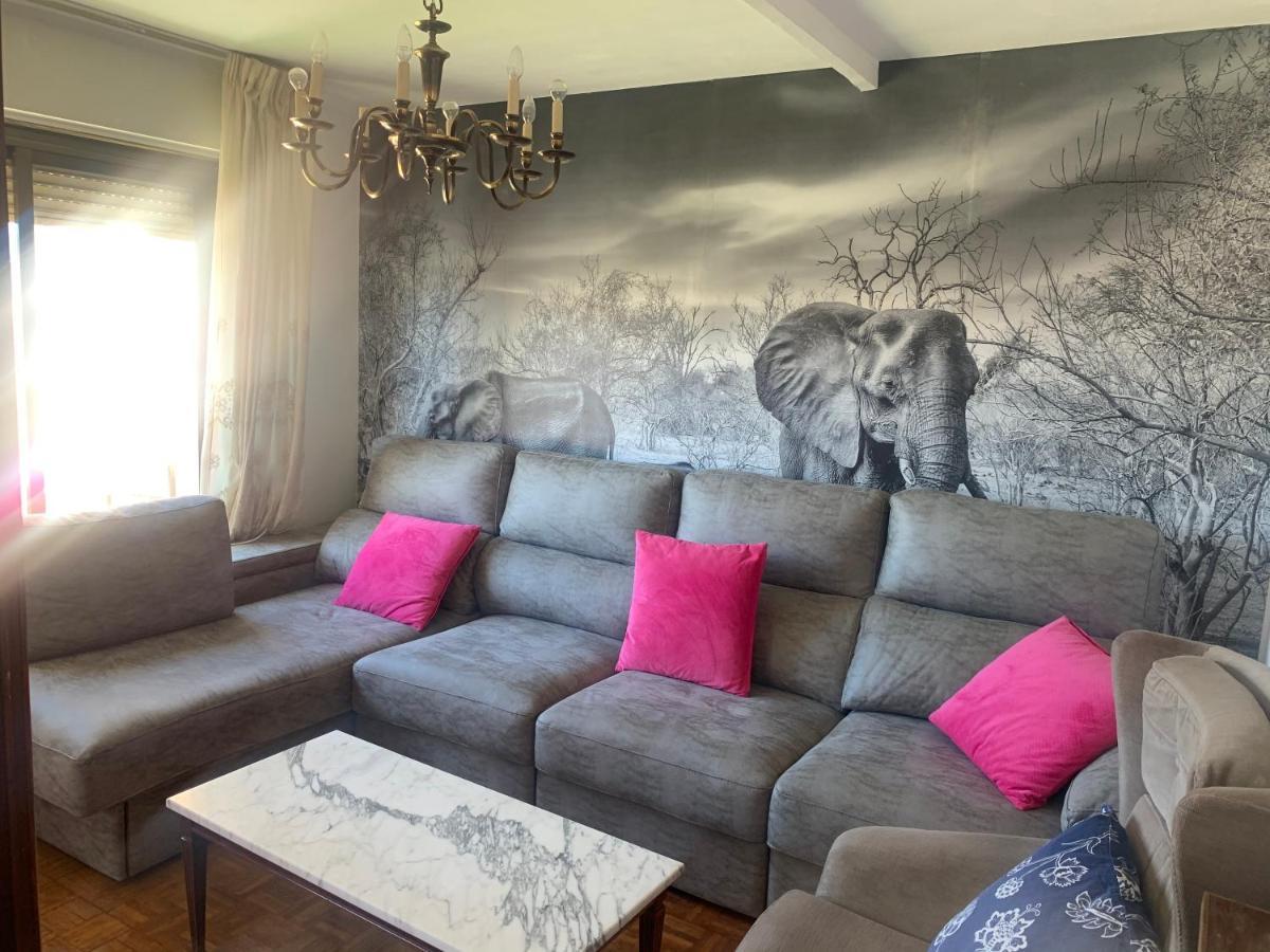 Vivienda Turistica Vistas Catedral Apartment Леон Екстериор снимка