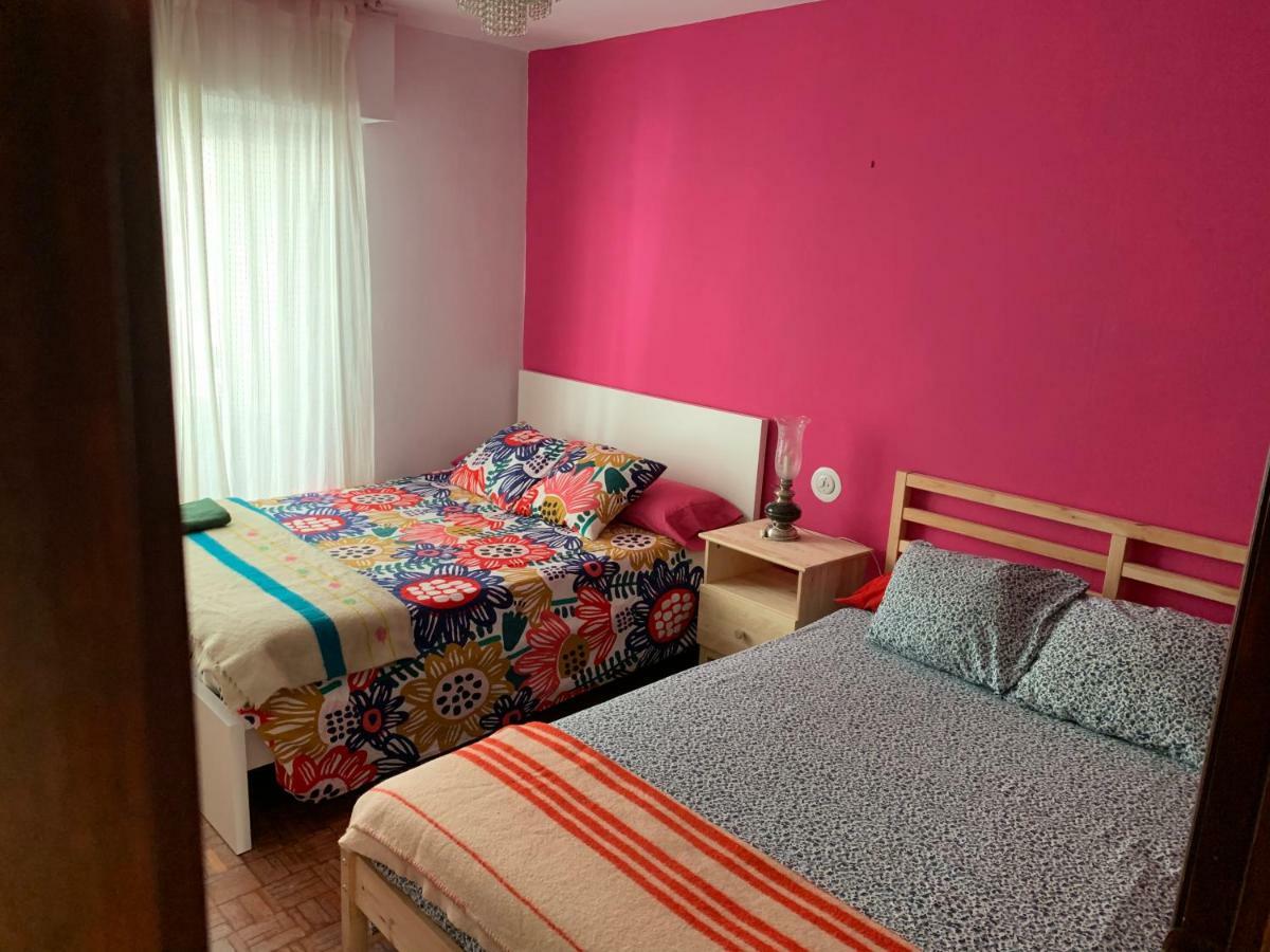 Vivienda Turistica Vistas Catedral Apartment Леон Екстериор снимка